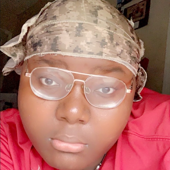 Meet your Posher, Harlem - Picture 1 of 1